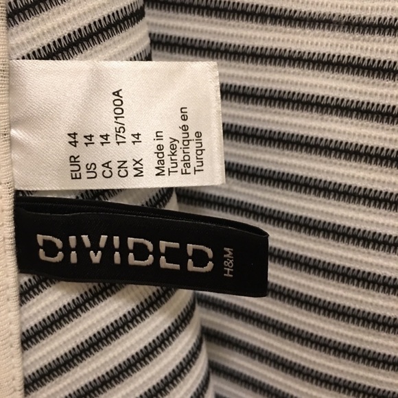 H&M Navy Striped Skater Dress - US 14 - V back - Picture 3 of 4